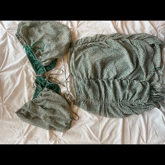 Brand New Bacio 2 Piece Green Skirt Set M/L - Picture 2 of 4
